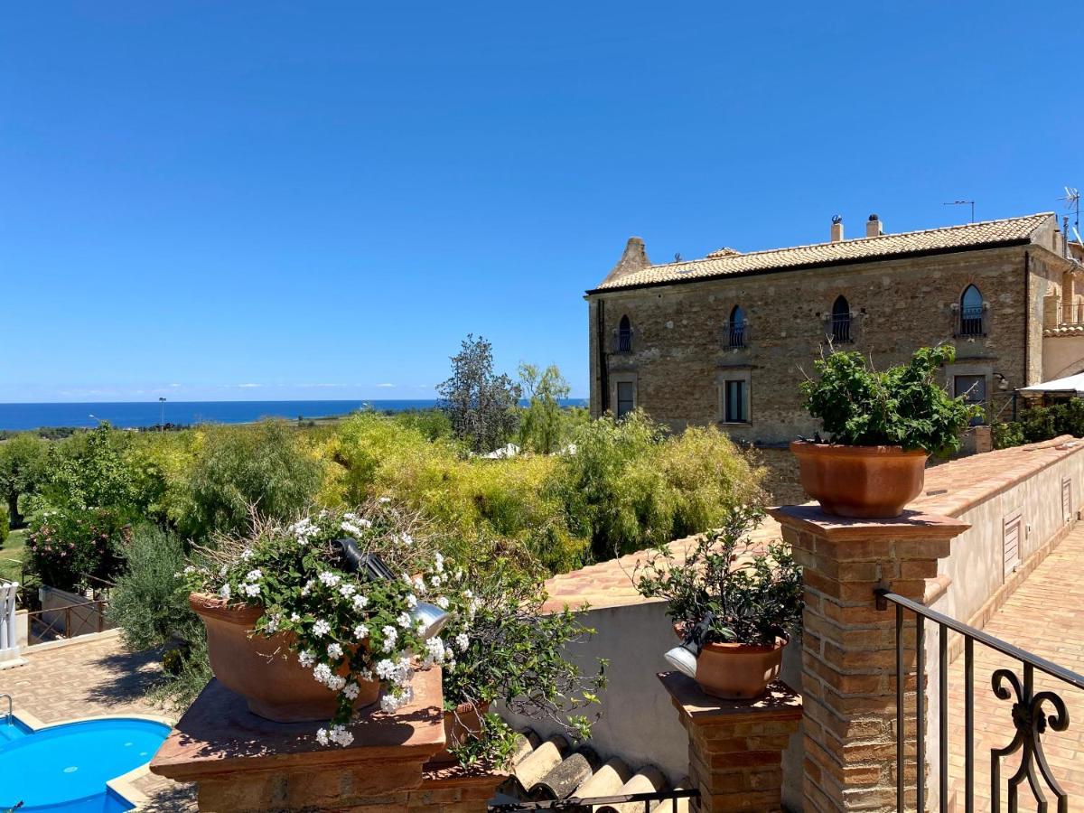 Le Colline Del Gelso-Masseria Mazzei Konuk evi Rossano Dış mekan fotoğraf