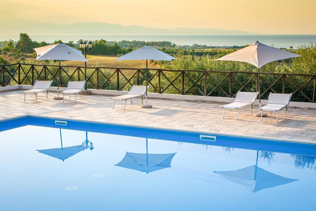 Le Colline Del Gelso-Masseria Mazzei Konuk evi Rossano Dış mekan fotoğraf