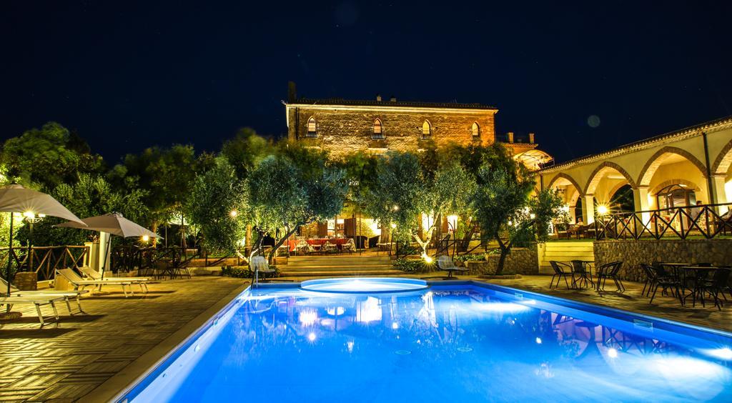 Le Colline Del Gelso-Masseria Mazzei Rossano Dış mekan fotoğraf