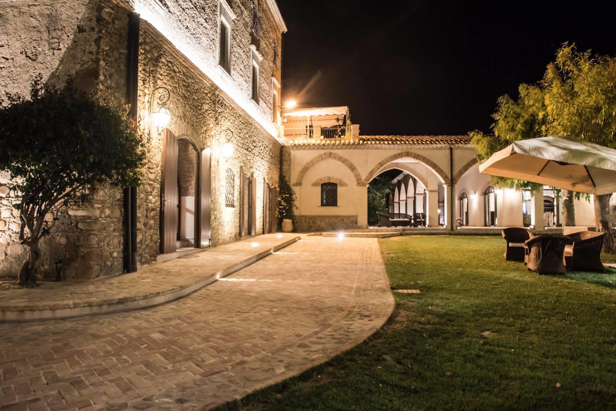 Le Colline Del Gelso-Masseria Mazzei Konuk evi Rossano Dış mekan fotoğraf